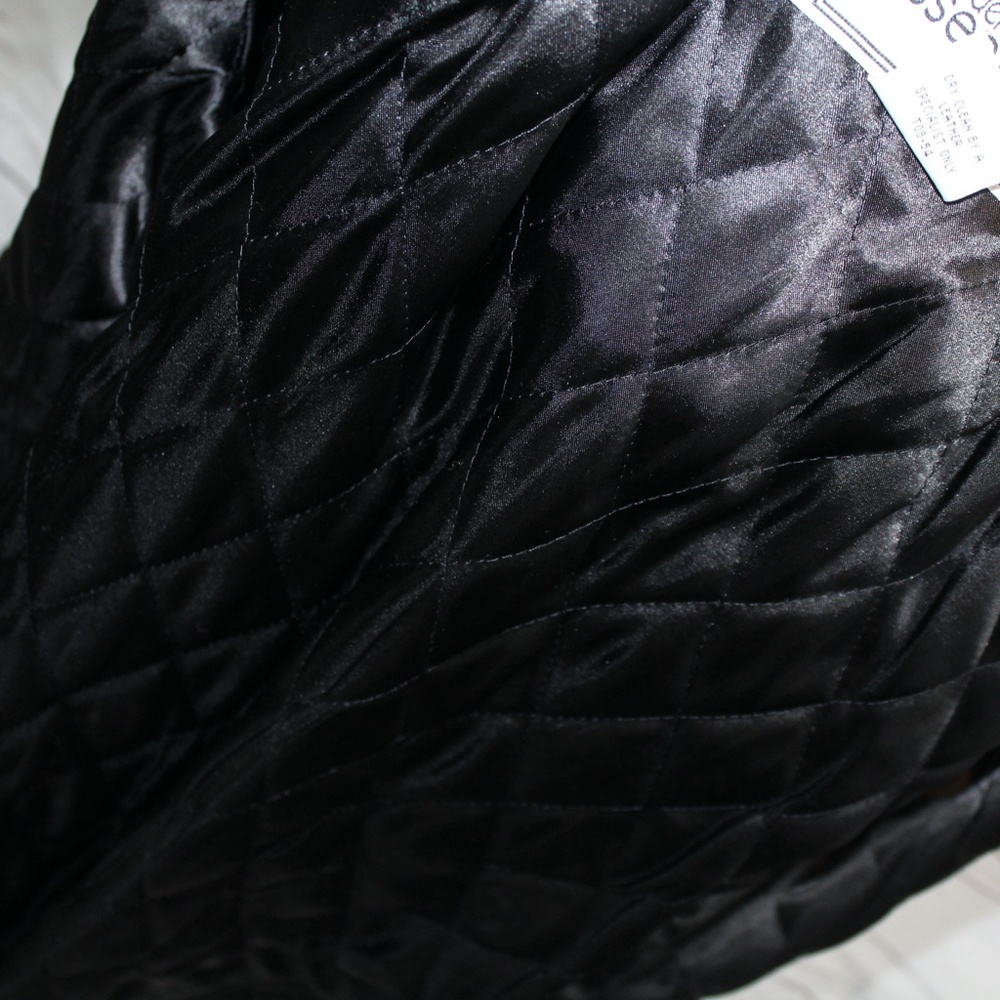 Modern Essentials Leather and Fur Coat Size L - Picture 8 of 8